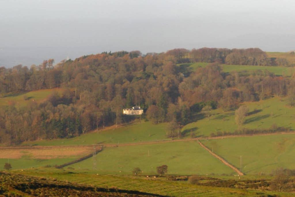 Plas Yn Yale With Mountain Views From All Windows レクサム エクステリア 写真